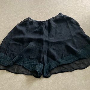 Very vintage “tap” pants (underwear), these are from the 30’s.